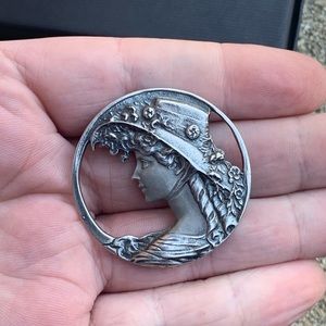 Sterling silver silhouette brooch / pendant 925 pin cameo style necklace vintage